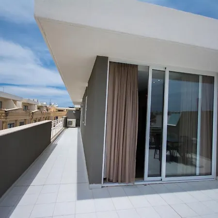 Depiro Apartment *