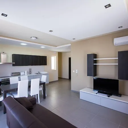 Depiro Apartment *